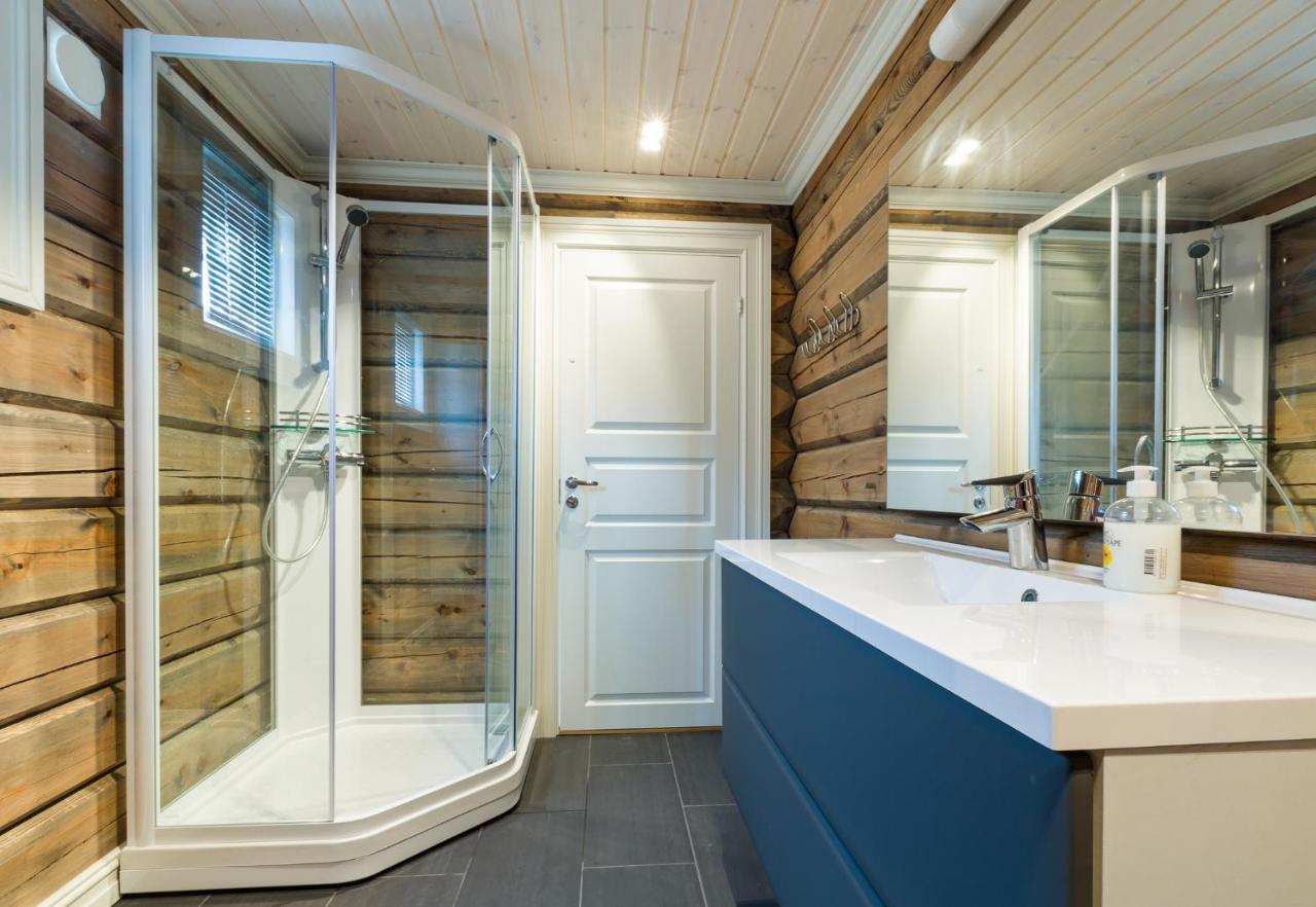 Lake View Apartment 4 Bedrooms Brunstad Dış mekan fotoğraf